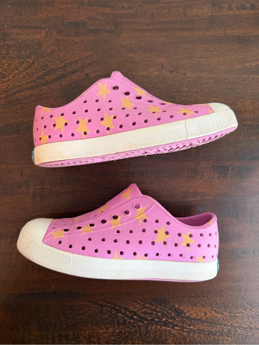 Native Jefferson Sugarlite Shoes Pink w/stars - Picture 5 of 8
